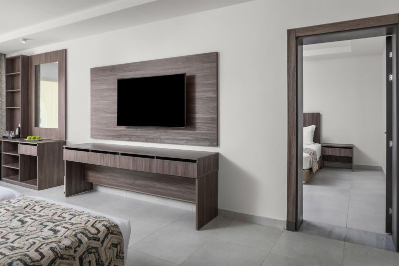 Family 2 Connected Room