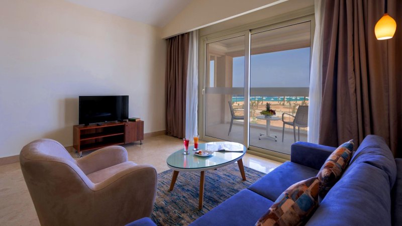 Junior Suite Pool View