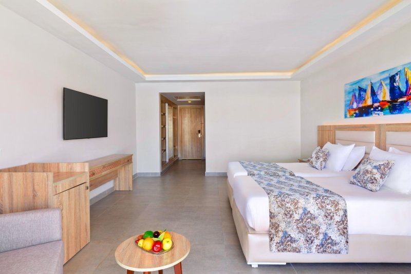 Standard Pool View Room