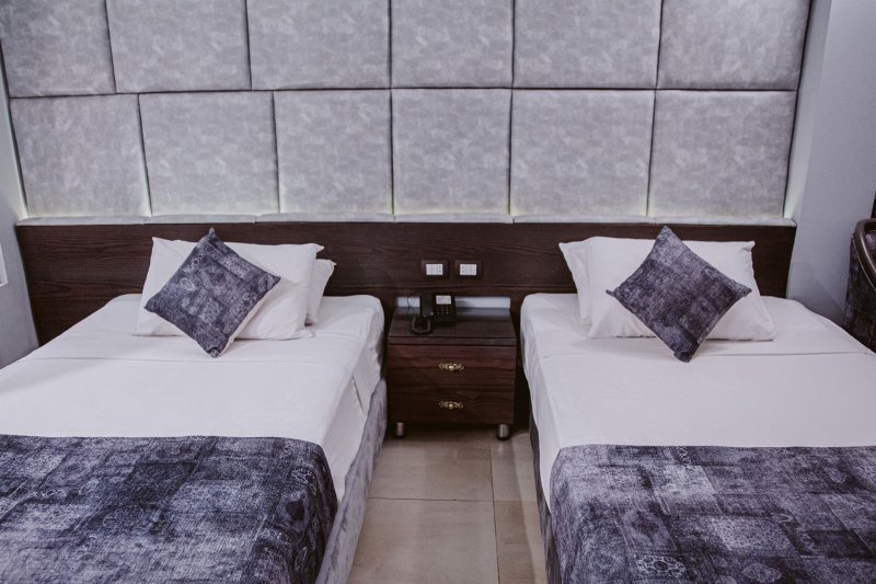 Family Connected Deluxe