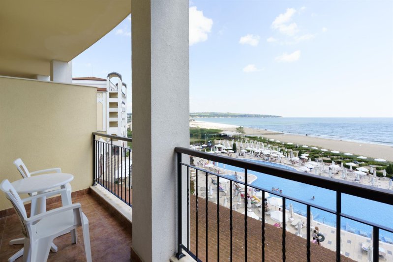 Superior Sea View