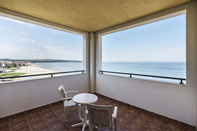 XS Sea View