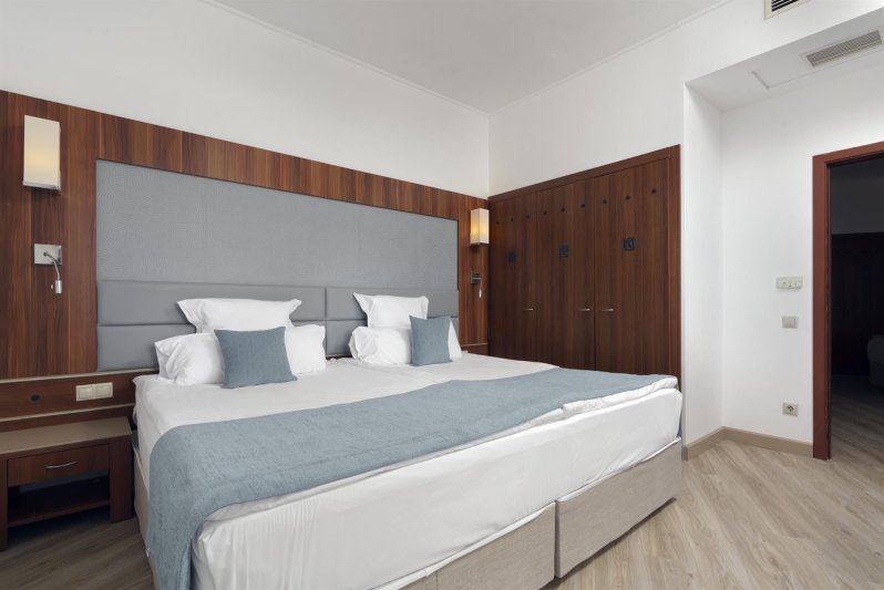 Family Room Sea View