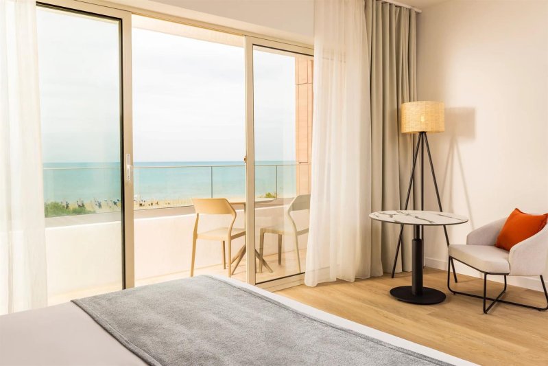 My Favourite Club Sea View