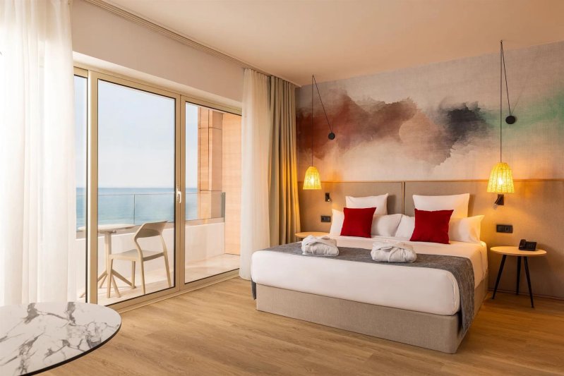 My Favourite Club Sea View