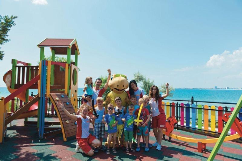 Alua Sunny Beach Resort Napospart