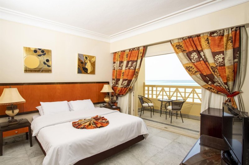 Premium Side Sea View Room