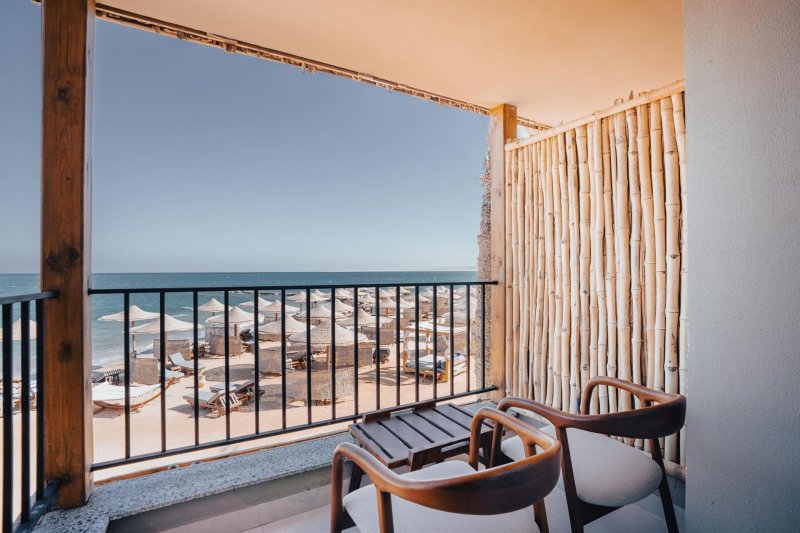 Deluxe Sea View Room