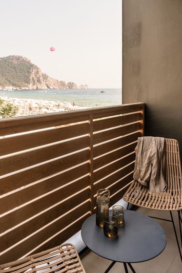 Studio Room Side Sea View