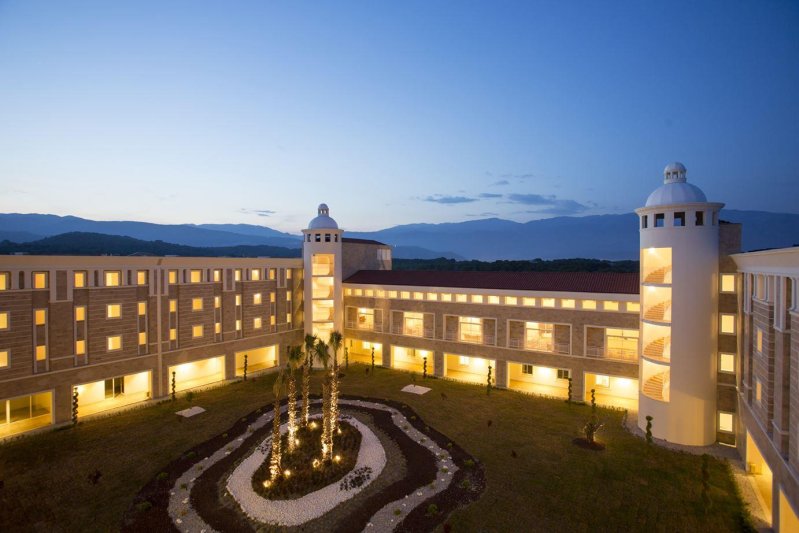 Kemer utazás Andriake Beach Club Hotel