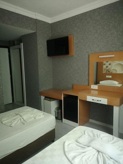 Economy Room