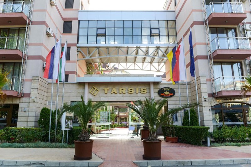 Napospart utazás Hotel Tarsis Club