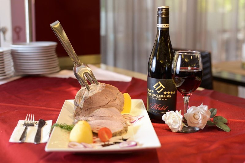 Napospart utazás Hotel Tarsis Club