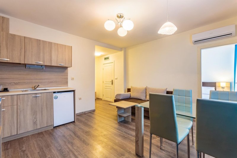2 Bedroom Apartment