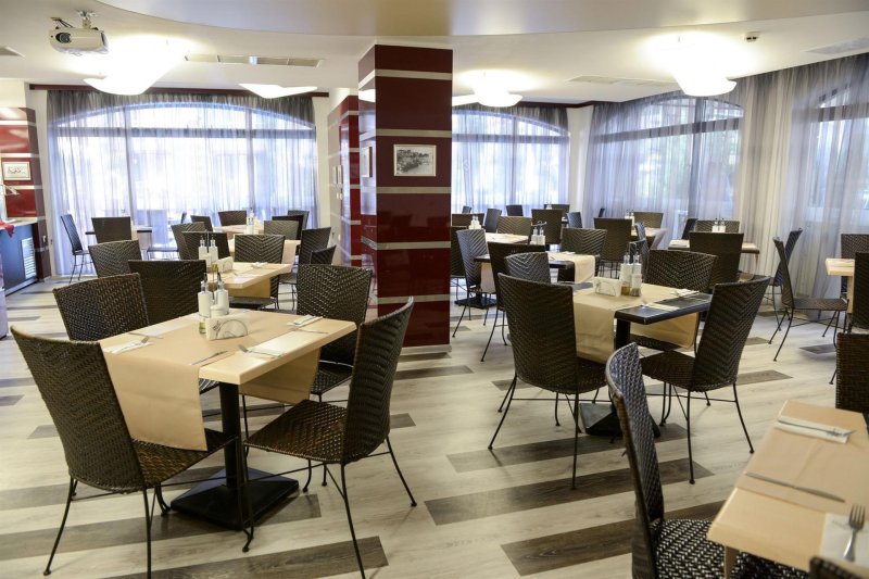 Hotel Tarsis Club Napospart