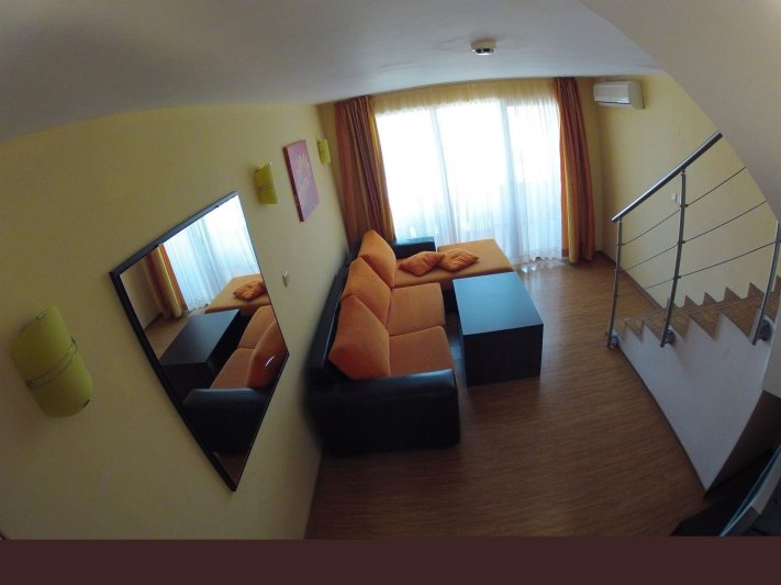 Napospart utazás Apolis