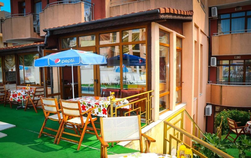 Napospart utazás Apolis