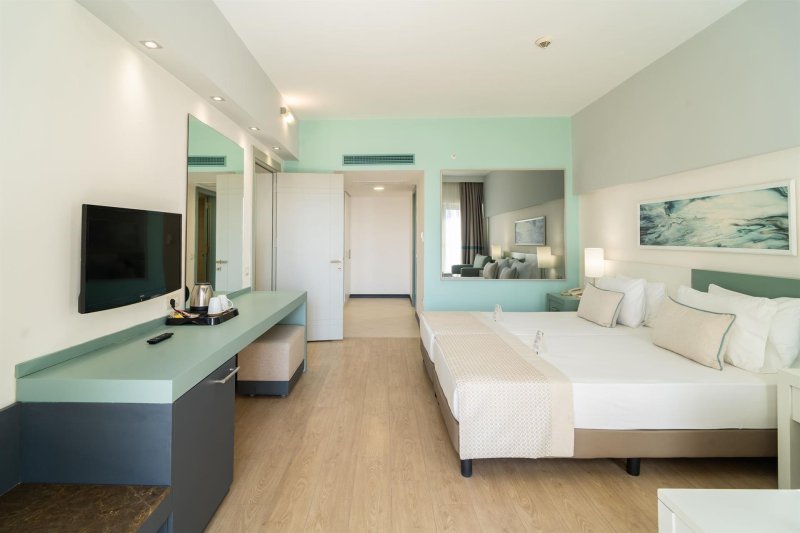 Superior Family Sea View