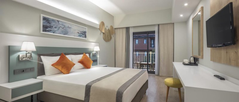 Standard Room Land View