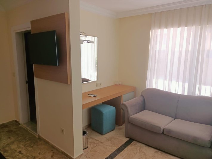 Garden Room & Without Balcony