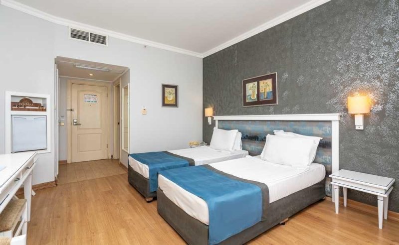 Economy Room