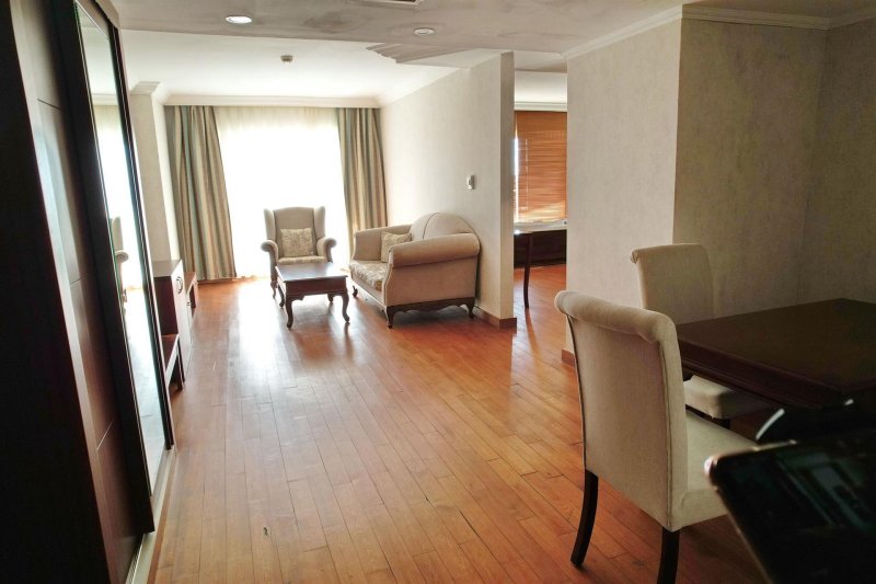 Premium Suite