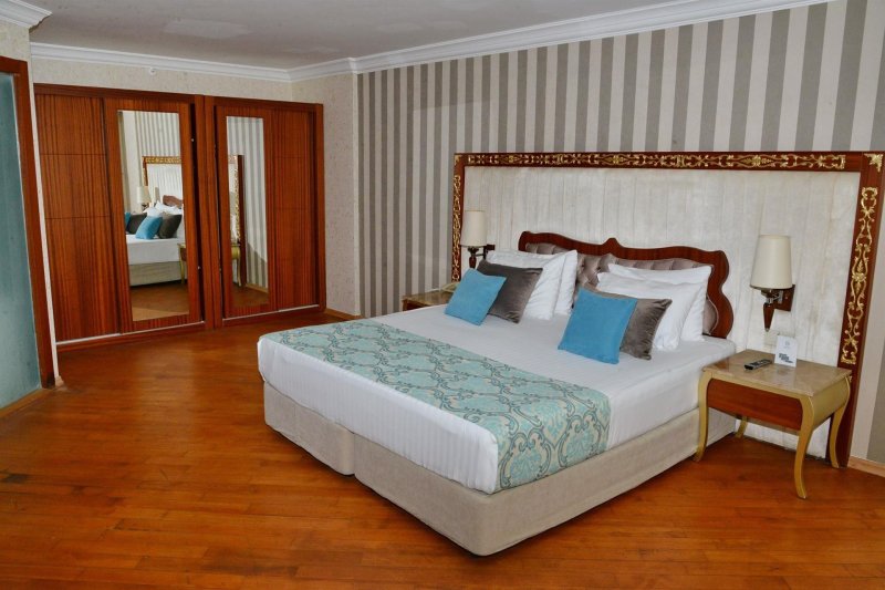 King Suite