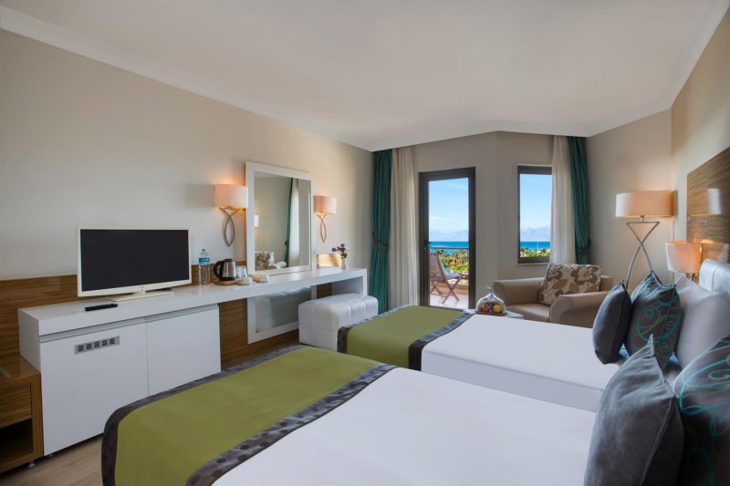 Aqua Standard Room