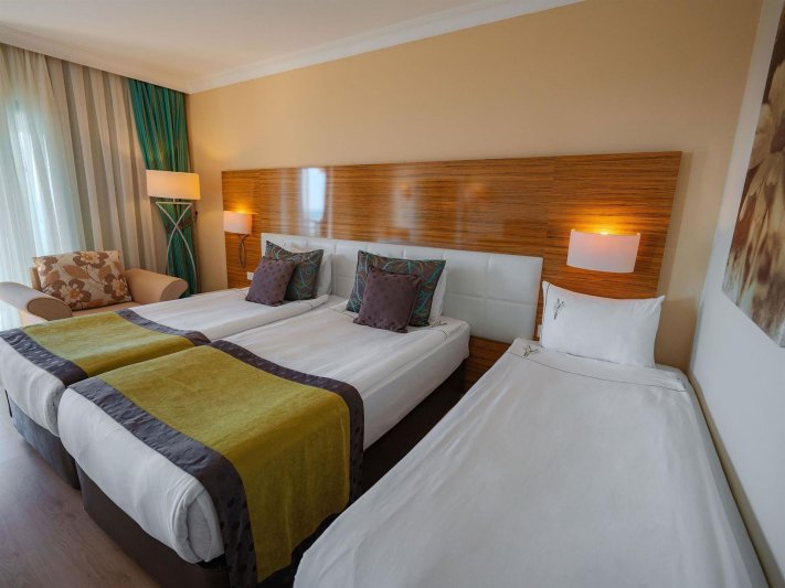 Aqua Standard Room