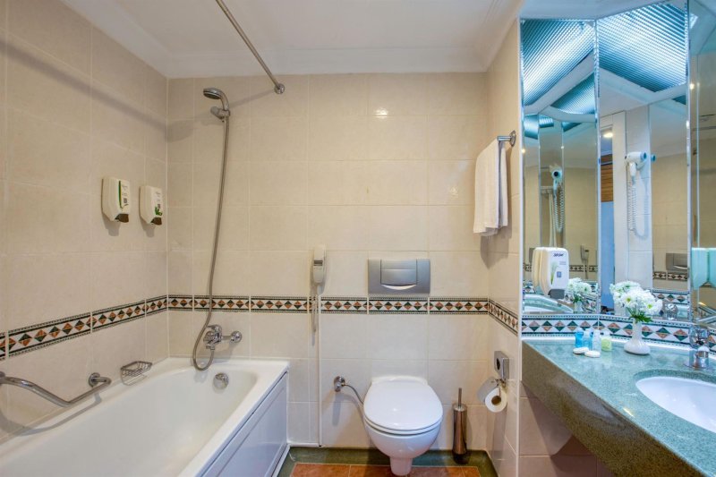 Aqua Standard Room