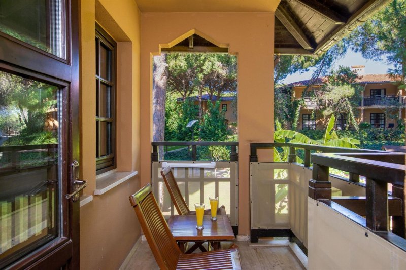 Nature Family Room