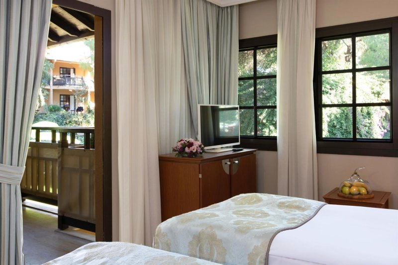 Nature Family Room