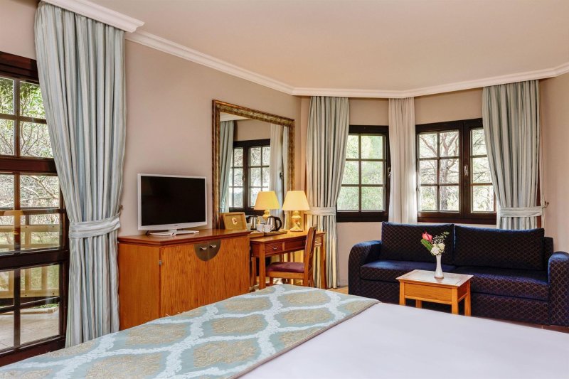 Nature Superior Family Room