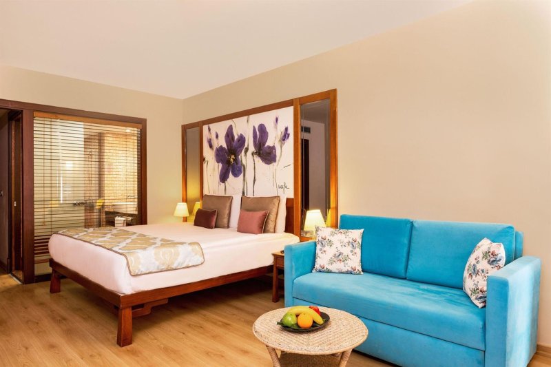 Standard Hill Room