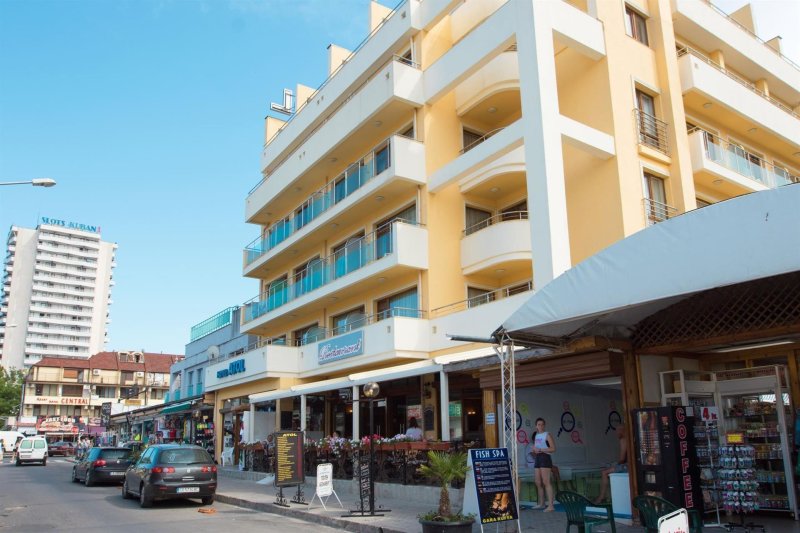 Napospart utazás Atol