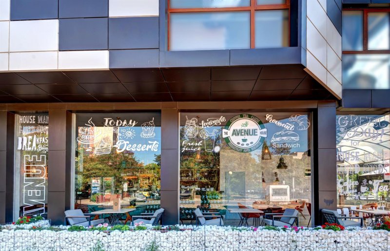 Napospart utazás Avenue