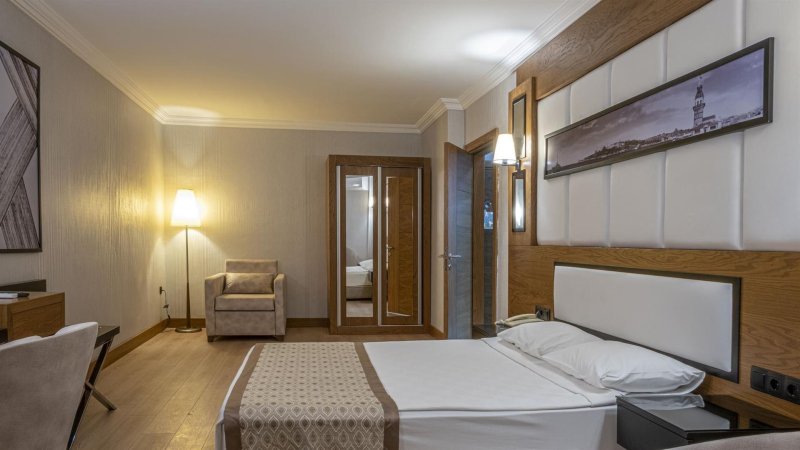 Family Room 2 Bedrooms