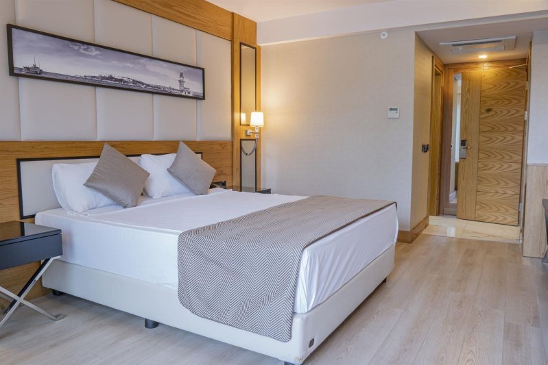 Family Room 2 Bedrooms