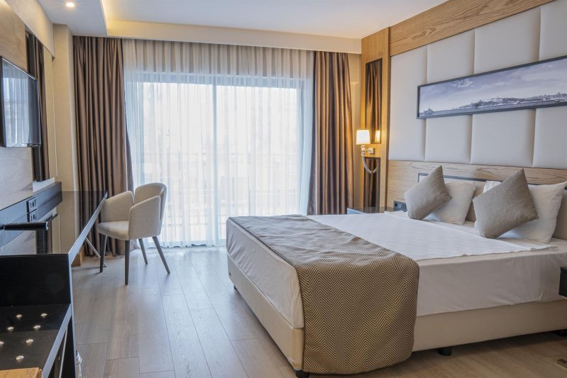 Standard Room Pool View