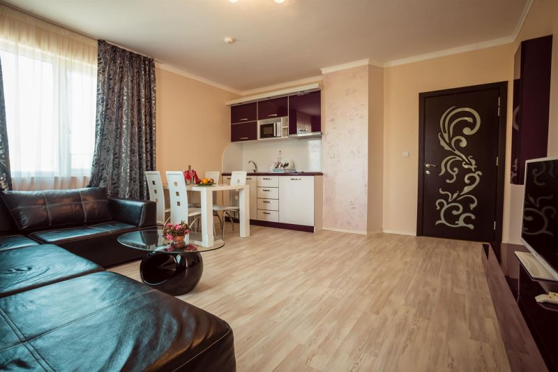 1 Bedroom Apartment