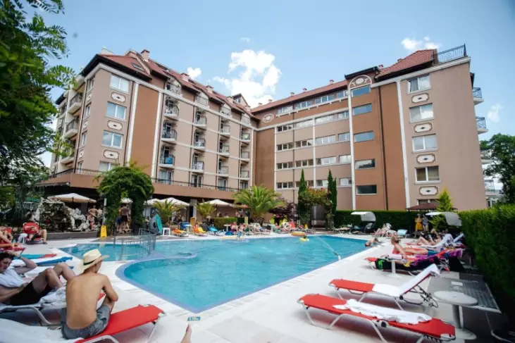 Bahami Residence Napospart