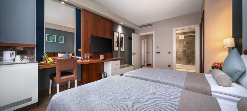 Economy Room