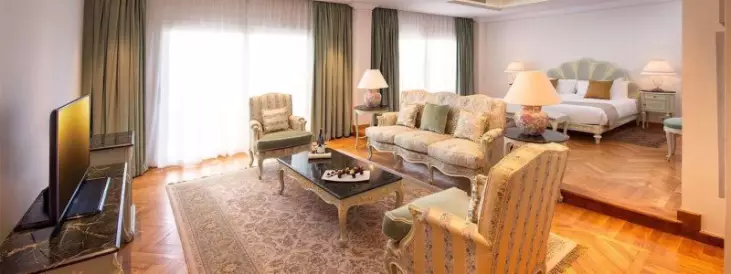Grand Royal Suite
