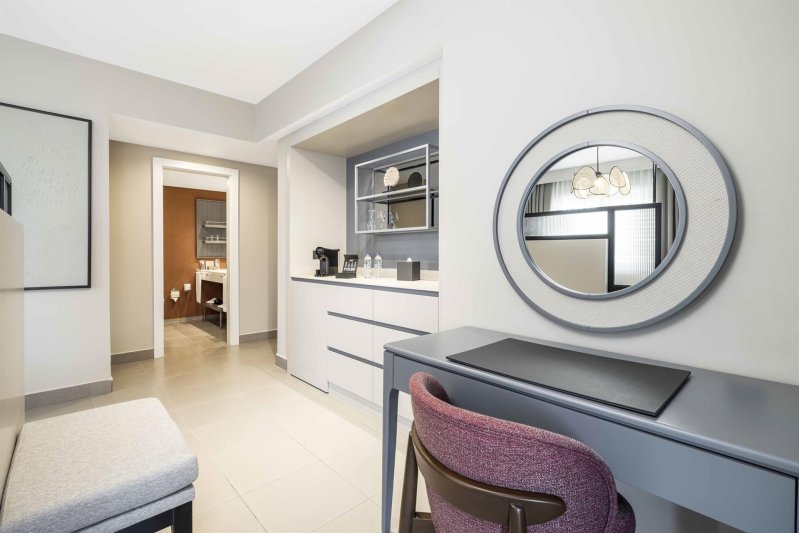 2 Bedroom Penthouse Suite With Jacuzzi Direct Sea & Ancient Theatre View