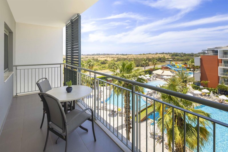 2 Bedroom Penthouse Suite With Jacuzzi Direct Sea & Ancient Theatre View