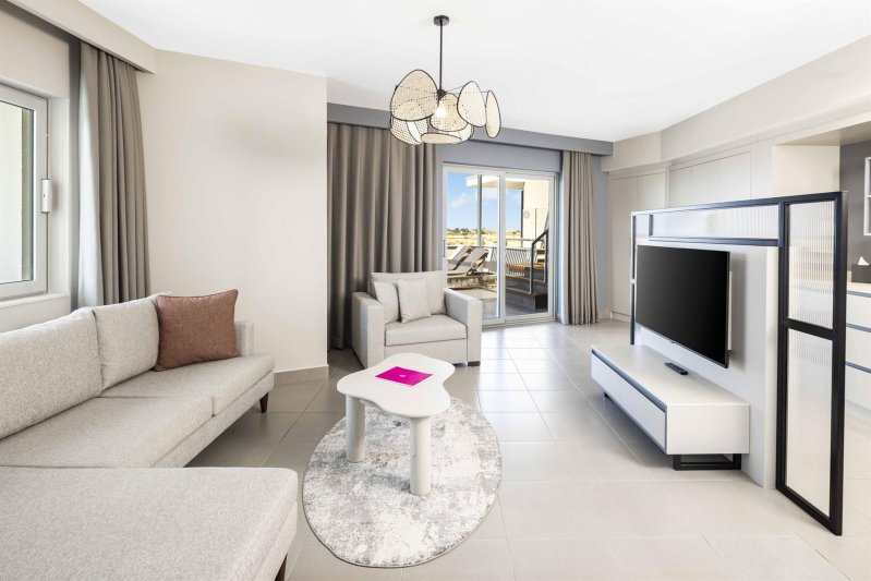 Penthouse Suite With Jacuzzi Direct Sea & Ancient Theatre View