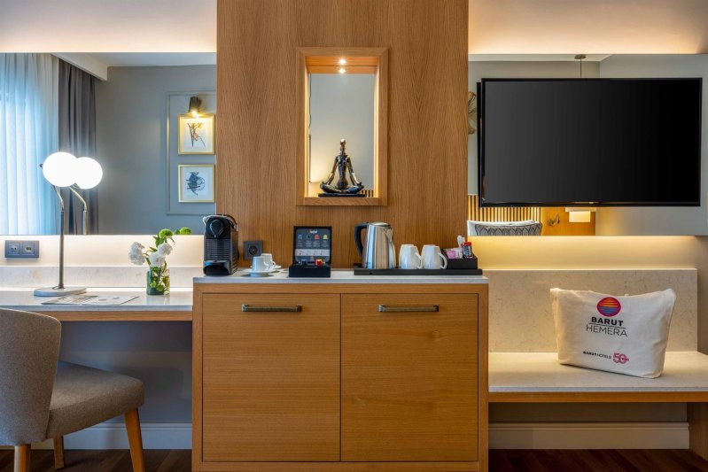 Deluxe Room Garden View Pet Friendly
