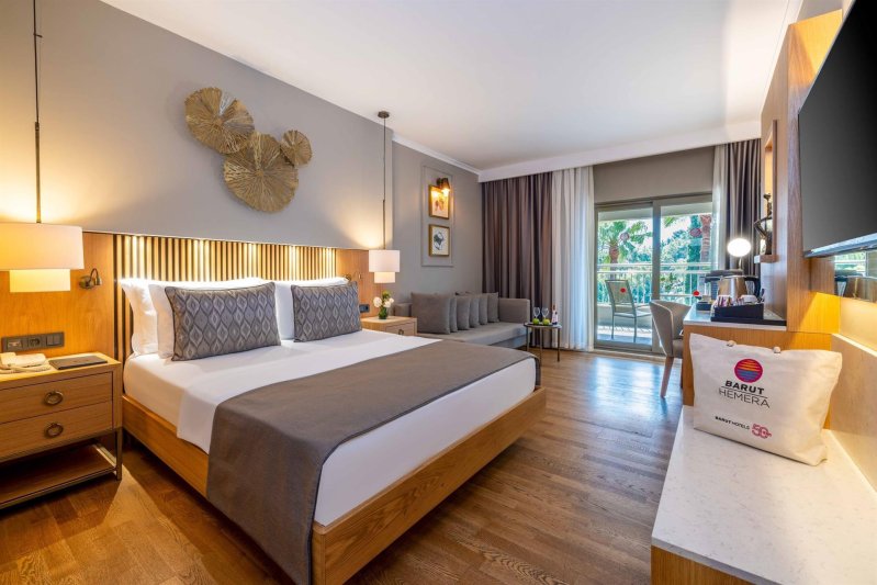 Superior Room Side Sea View