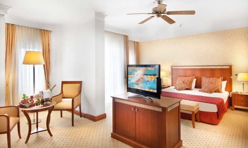 Deluxe Room Garden View With Jacuzzi