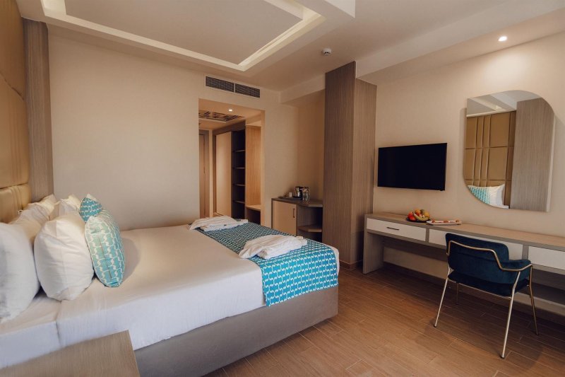 Deluxe Sea View Room